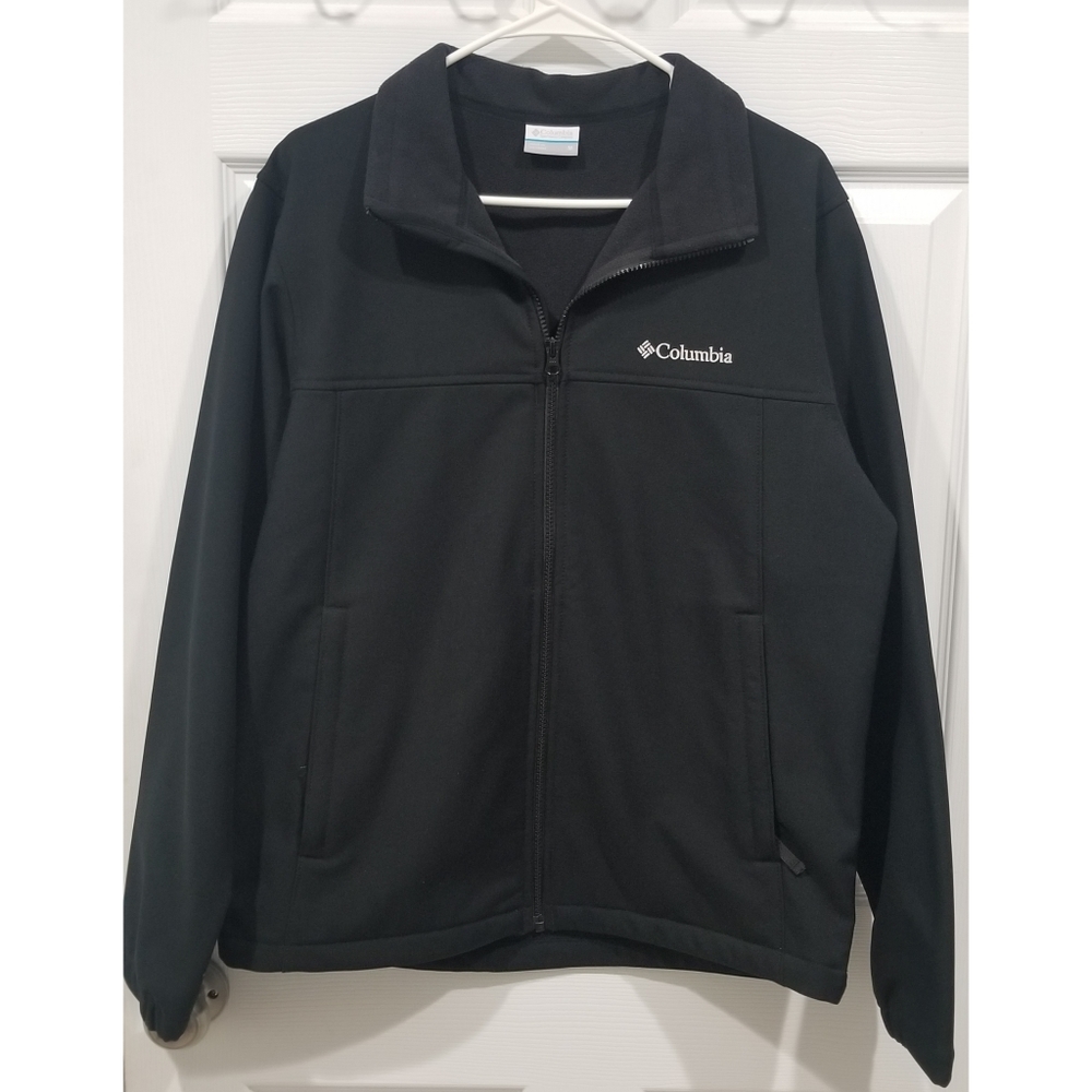Mens Medium Columbia Zippered Jacket
